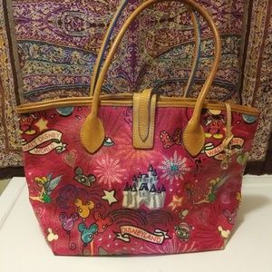 Dooney & Bourke bag